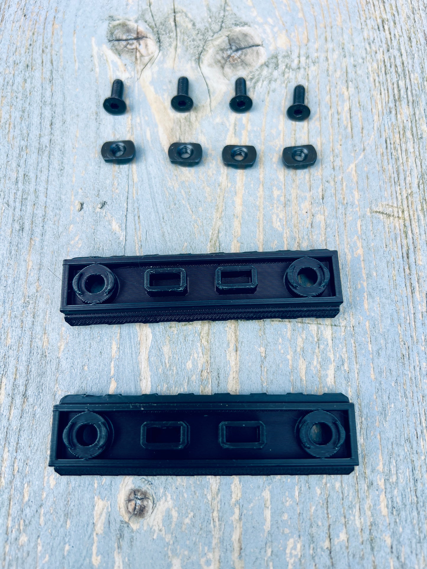 Picatinny rail met MLOK bevestiging, set van 2 stuks